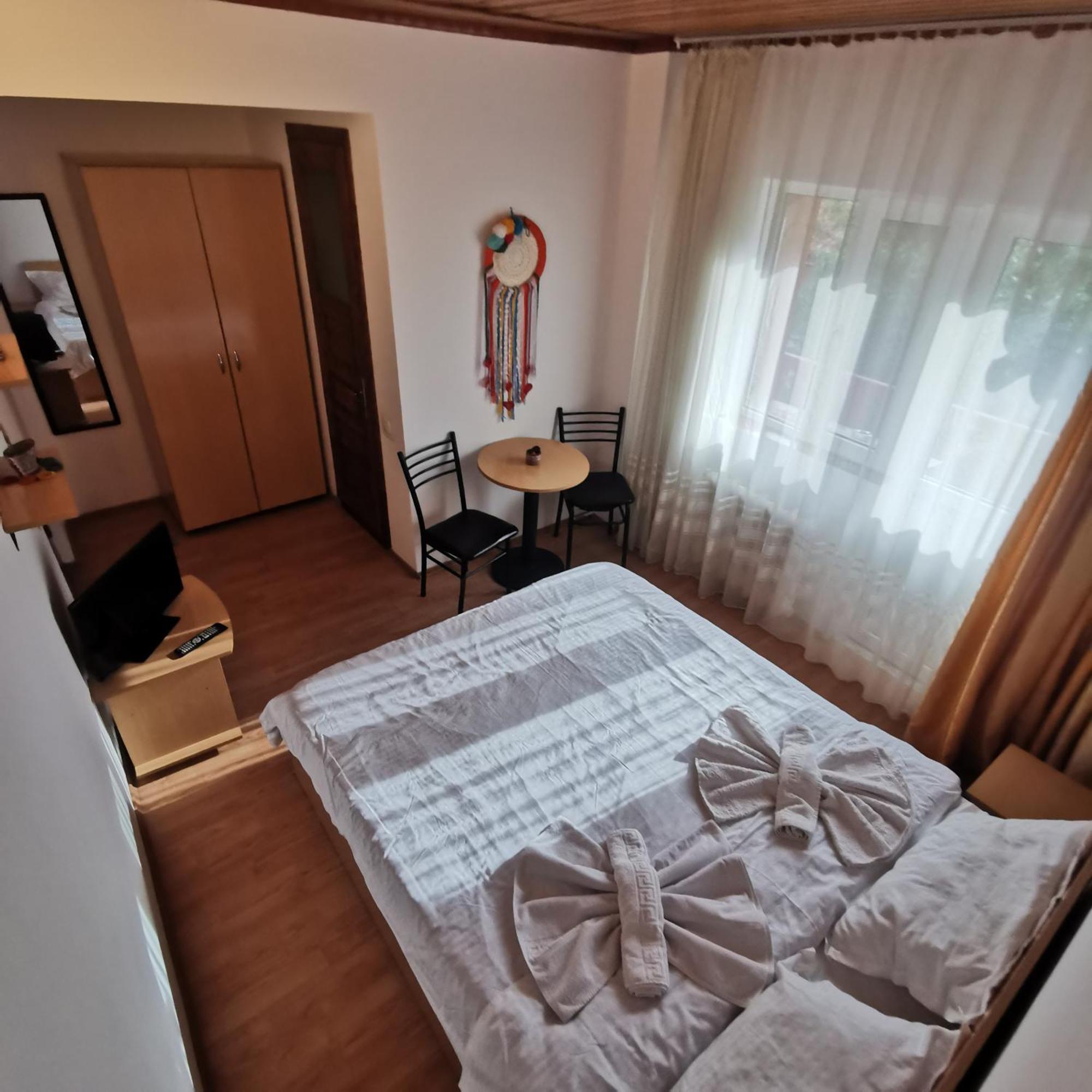 Pensiunea Fara Nume Buşteni Exterior foto